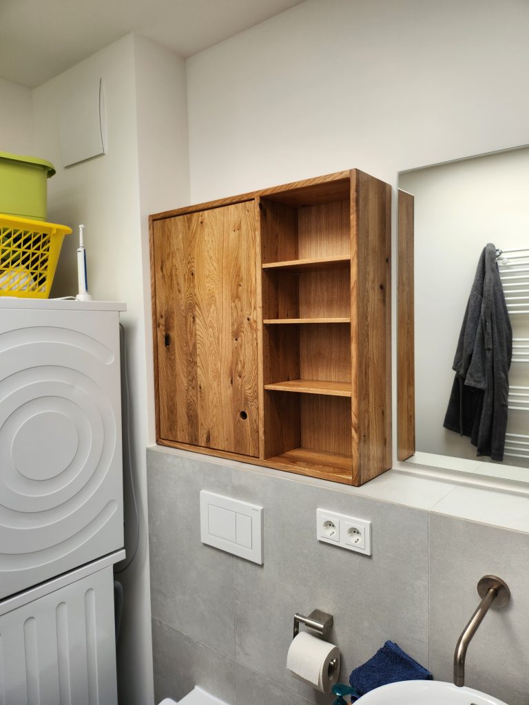 Badschrank nach Maß